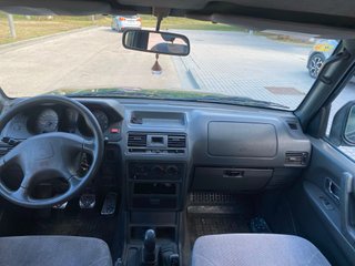 Mitsubishi Montero 2000