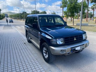 Mitsubishi Montero 2000