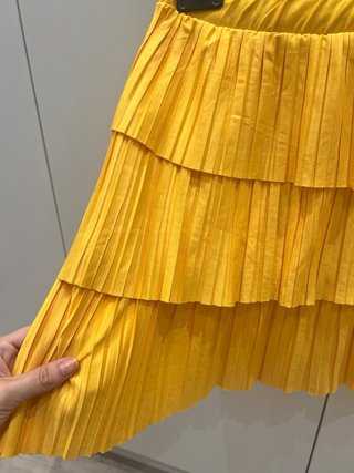 Falda Zara mini amarilla