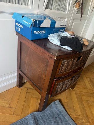 2 Cajonera de madera