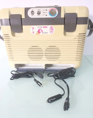 Nevera Portátil Coche - Camión 12-24V / 240V.