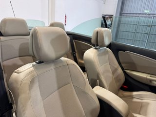 Renault Mégane Coupé-Cabrio Priv. 2.0 16v 140 Aut. CVT
