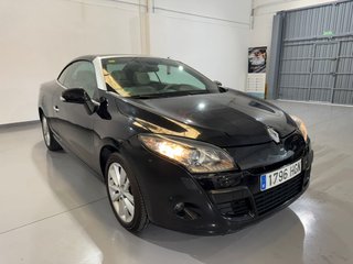 Renault Mégane Coupé-Cabrio Priv. 2.0 16v 140 Aut. CVT