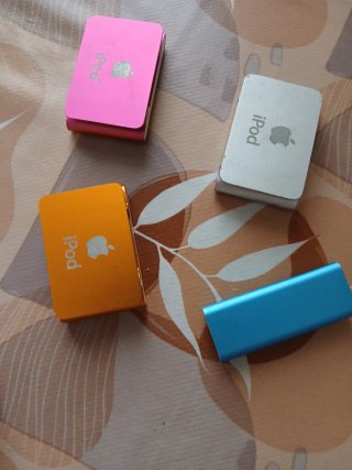 Apple iPod Shuffle 4 pezzi