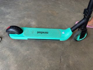 Patinete Eléctrico Infantil Ninebot.