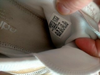 Zapatillas Adidas Blancas y Doradas