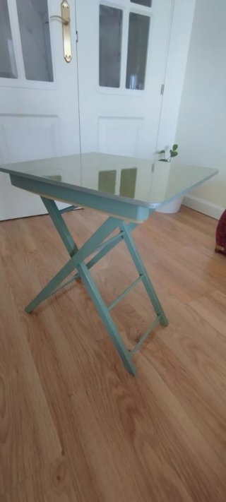 Tavoli ausiliari AB (beige e verde)