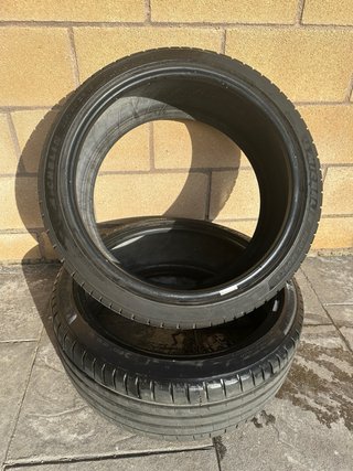 Neumático Michelin 225/40 ZR 19