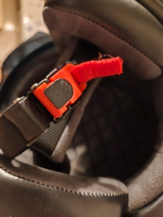 Casco jet rosso con visiera