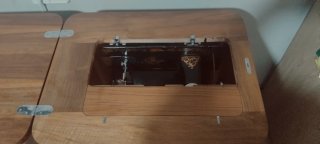 Máquina de Coser Antigua