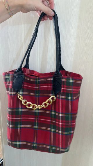 Borsa artigianale a quadri con catena oro