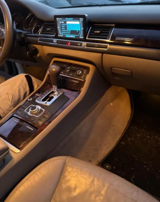 Audi A8 2003
