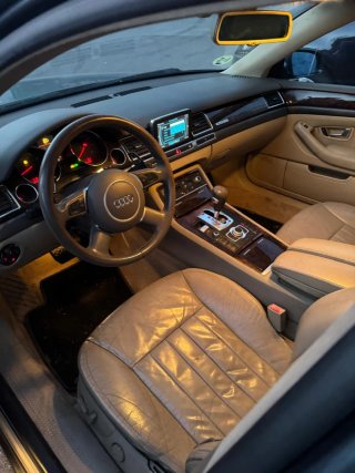 Audi A8 2003