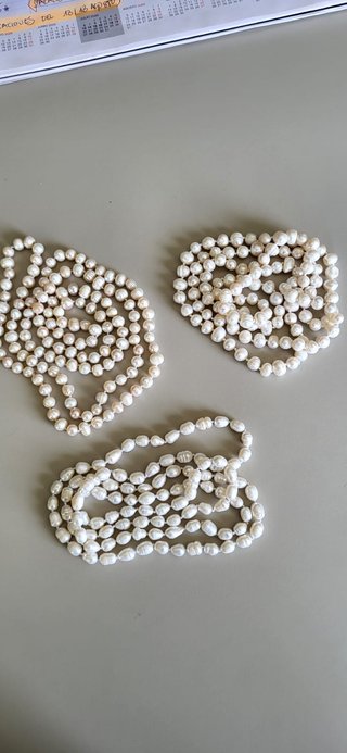 Collar de perlas barrocas blancas