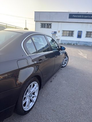 BMW E90 325i 3.0