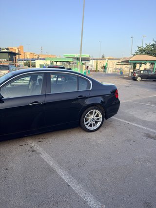 BMW E90 325i 3.0