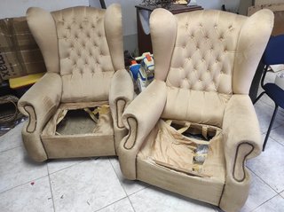 Conjunto Clássico: Sofá + 2 Poltronas
