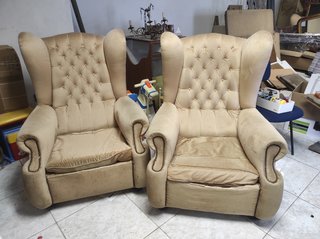 Conjunto Clássico: Sofá + 2 Poltronas