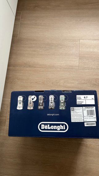 Cafetera De'Longhi Dedica Arte Beige