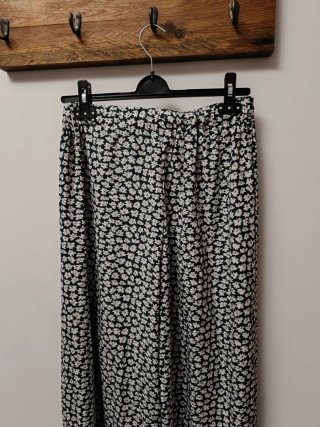 Falda pantalón larga floreada