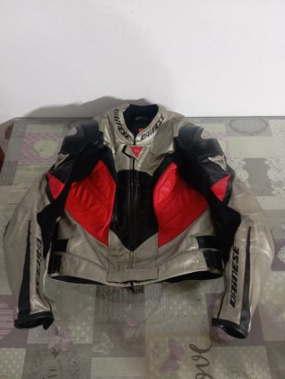 Mono moto 2 piezas + botas Dainese
