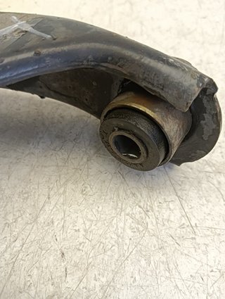 BRAZO SUSPENSION DELANTERO IZQUIERDO RENAULT F8Q