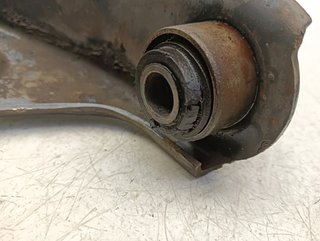 BRAZO SUSPENSION DELANTERO IZQUIERDO RENAULT F8Q