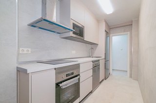 Piso en alquiler en Camino de Ronda - Rosaleda en Granada
