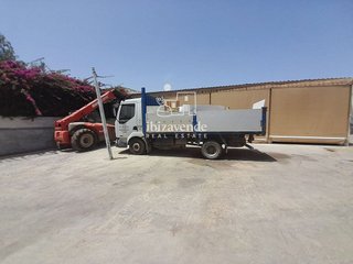 Nave industrial en alquiler en Sant Llorenç d´Hortons