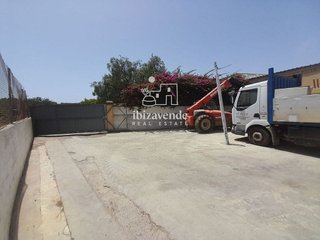 Nave industrial en alquiler en Sant Llorenç d´Hortons