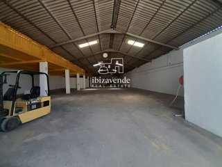Nave industrial en alquiler en Sant Llorenç d´Hortons
