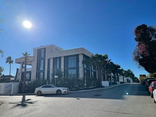 Oficina en alquiler en Rodeo Alto-Guadaiza-La Campana en Marbella