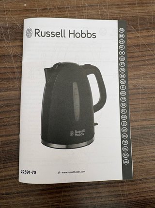 Hervidor Russell Hobbs Textures 2400W Negro