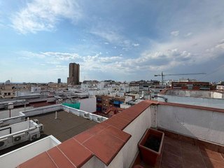 Ático en alquiler en Ibiza en Madrid