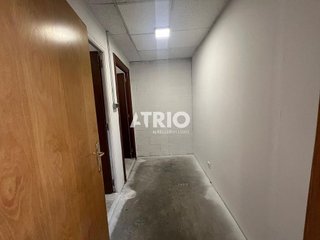 Nave industrial en alquiler en Villalonquéjar en Burgos