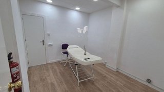 Local comercial en alquiler en Can Vidalet en Esplugues de Llobregat