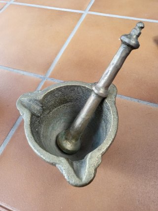 Mortero Almirez Bronce Macizo Antiguo