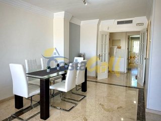 Piso en alquiler en Los Monteros - Bahía de Marbella en Marbella