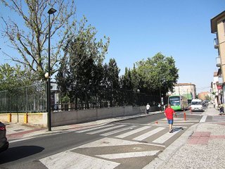 Local comercial en alquiler en Oliver en Zaragoza