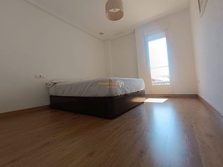 Piso en alquiler en Sector V en Elche
