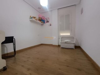 Piso en alquiler en Sector V en Elche