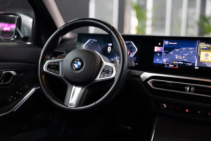BMW Serie 3 2024, foto 36