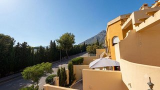 Casa adosada en alquiler en Nagüeles Alto en Marbella
