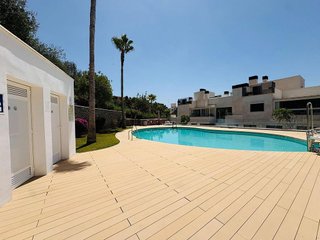 Piso en alquiler en Las Cancelas - Valdeolletas en Marbella