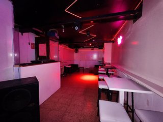 Bar en alquiler en Eixample en Salou