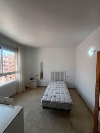 Piso en alquiler en Teatinos en Málaga