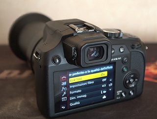 Panasonic Lumix DC-FZ82D - NUOVA VERSIONE
