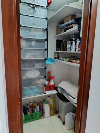 Se vende piso planta baja con trastero y garaje.