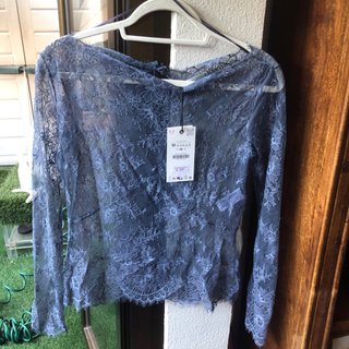 Camiseta Zara encaje azul Talla M