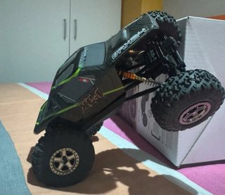 Axial AX24